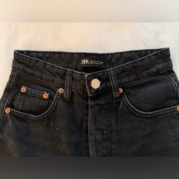 Straight leg jeans - Picture 4 of 4